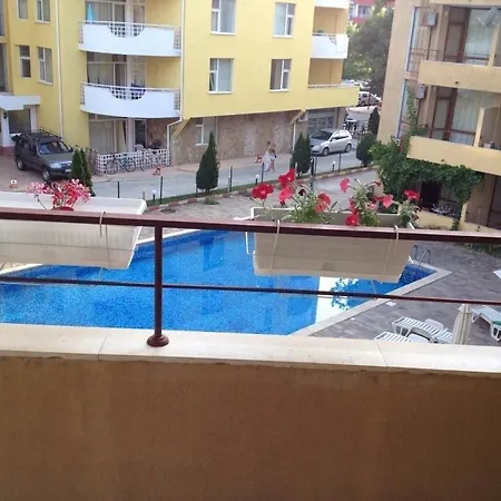 Apartment Sands Holiday