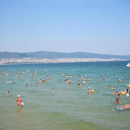 Sands Holiday *