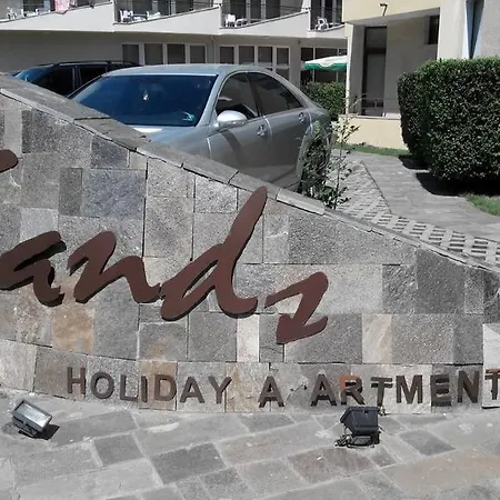 Apartment Sands Holiday